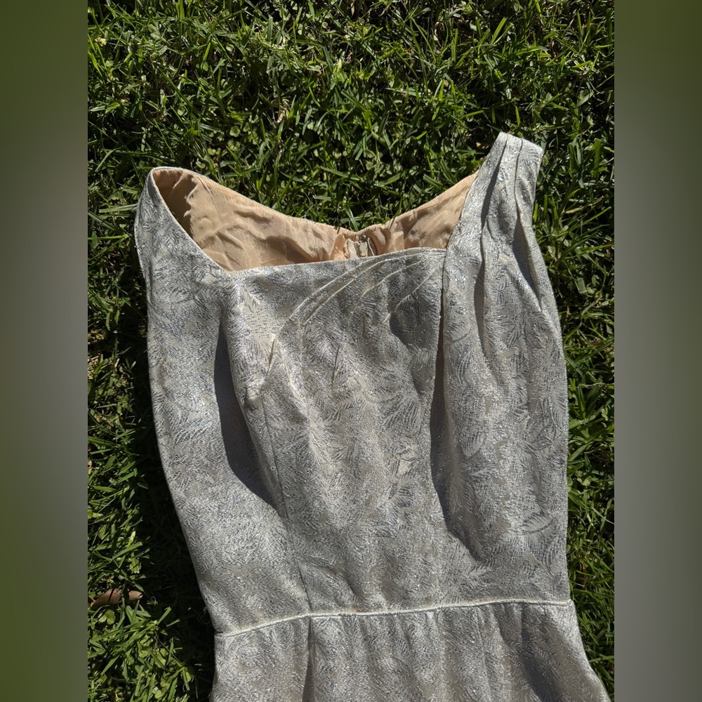 60s Vintage Lilli Diamond Silver Brocade Wiggle Dress Xs - Picture 2 of 8